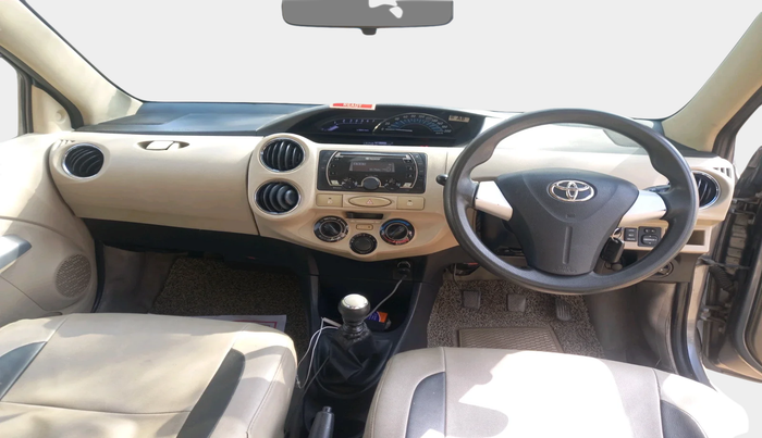 2018 Toyota Etios VD PLATINUM, Diesel, Manual, 1,19,548 km, interior