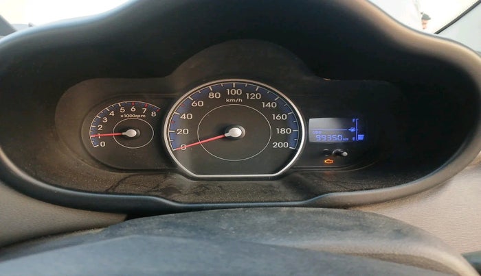 2015 Hyundai i10 SPORTZ 1.1, Petrol, Manual, 99,350 km, interior