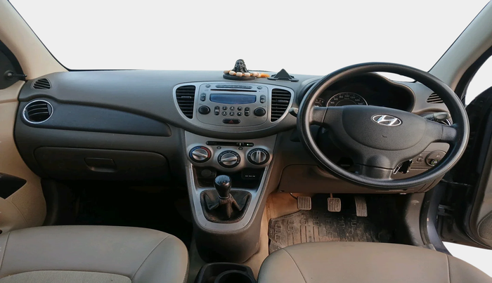 2015 Hyundai i10 SPORTZ 1.1, Petrol, Manual, 99,350 km, interior