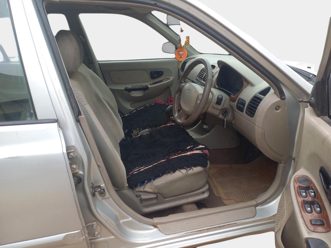 2010 Hyundai Accent GLE, Petrol, Manual, 11,25,555 km, interior