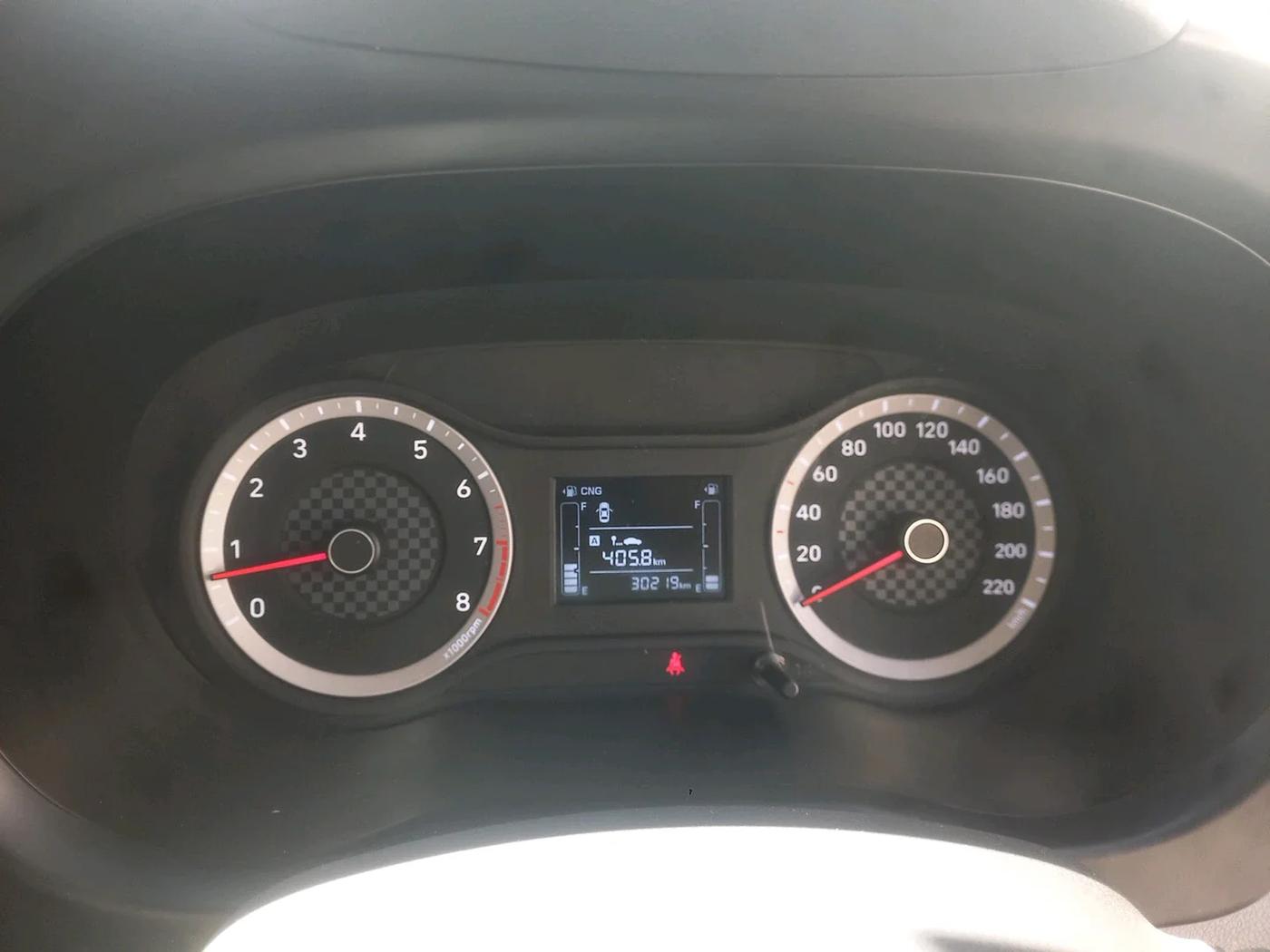 2022 Hyundai AURA S 1.2 CNG, Petrol, Manual, 30,219 km, interior
