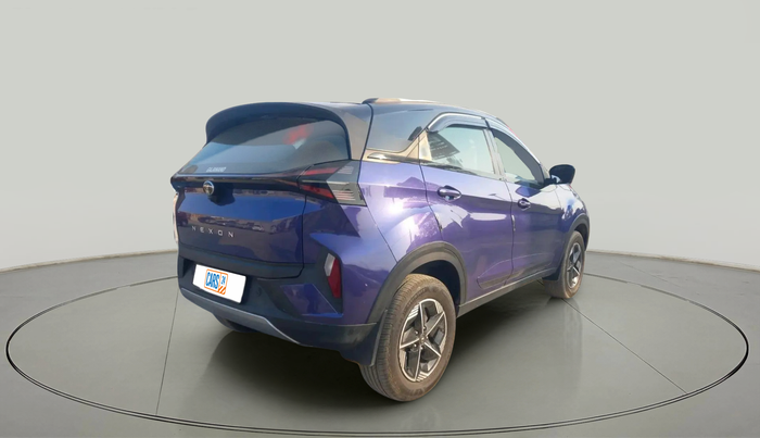 2024 Tata NEXON FEARLESS PURPLE + SUNROOF DUAL TONE 1.2 PETROL, Petrol, Manual, 2,775 km, exterior