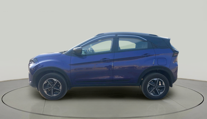 2024 Tata NEXON FEARLESS PURPLE + SUNROOF DUAL TONE 1.2 PETROL, Petrol, Manual, 2,775 km, exterior