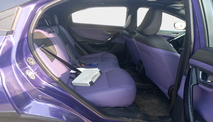 2024 Tata NEXON FEARLESS PURPLE + SUNROOF DUAL TONE 1.2 PETROL, Petrol, Manual, 2,775 km, interior