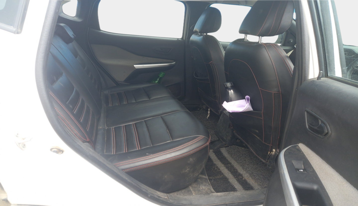 2022 Nissan MAGNITE XE, Petrol, Manual, 1,19,796 km, interior