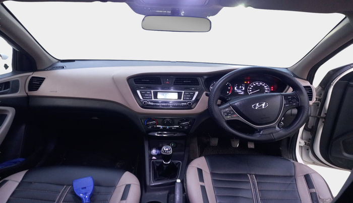 2017 Hyundai Elite i20 SPORTZ 1.4 CRDI, Diesel, Manual, 1,42,985 km, interior