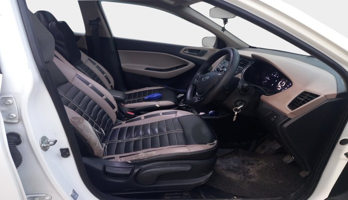 2017 Hyundai Elite i20 SPORTZ 1.4 CRDI, Diesel, Manual, 1,42,985 km, interior