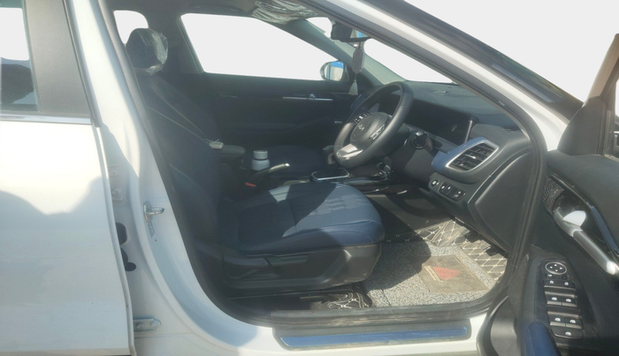 2024 KIA SELTOS Gravity 1.5 Petrol MT, Petrol, Manual, 10,500 km, interior