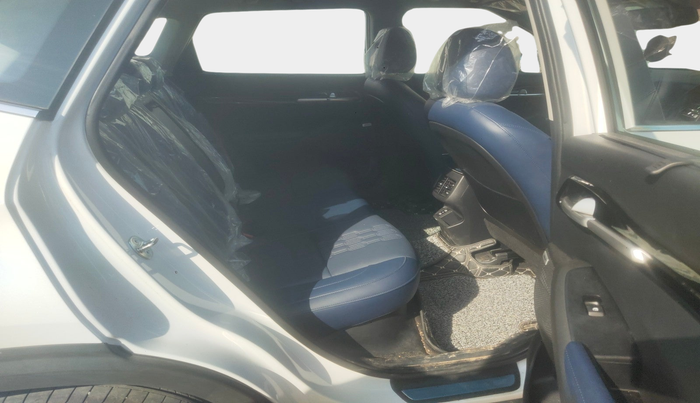 2024 KIA SELTOS Gravity 1.5 Petrol MT, Petrol, Manual, 10,500 km, interior