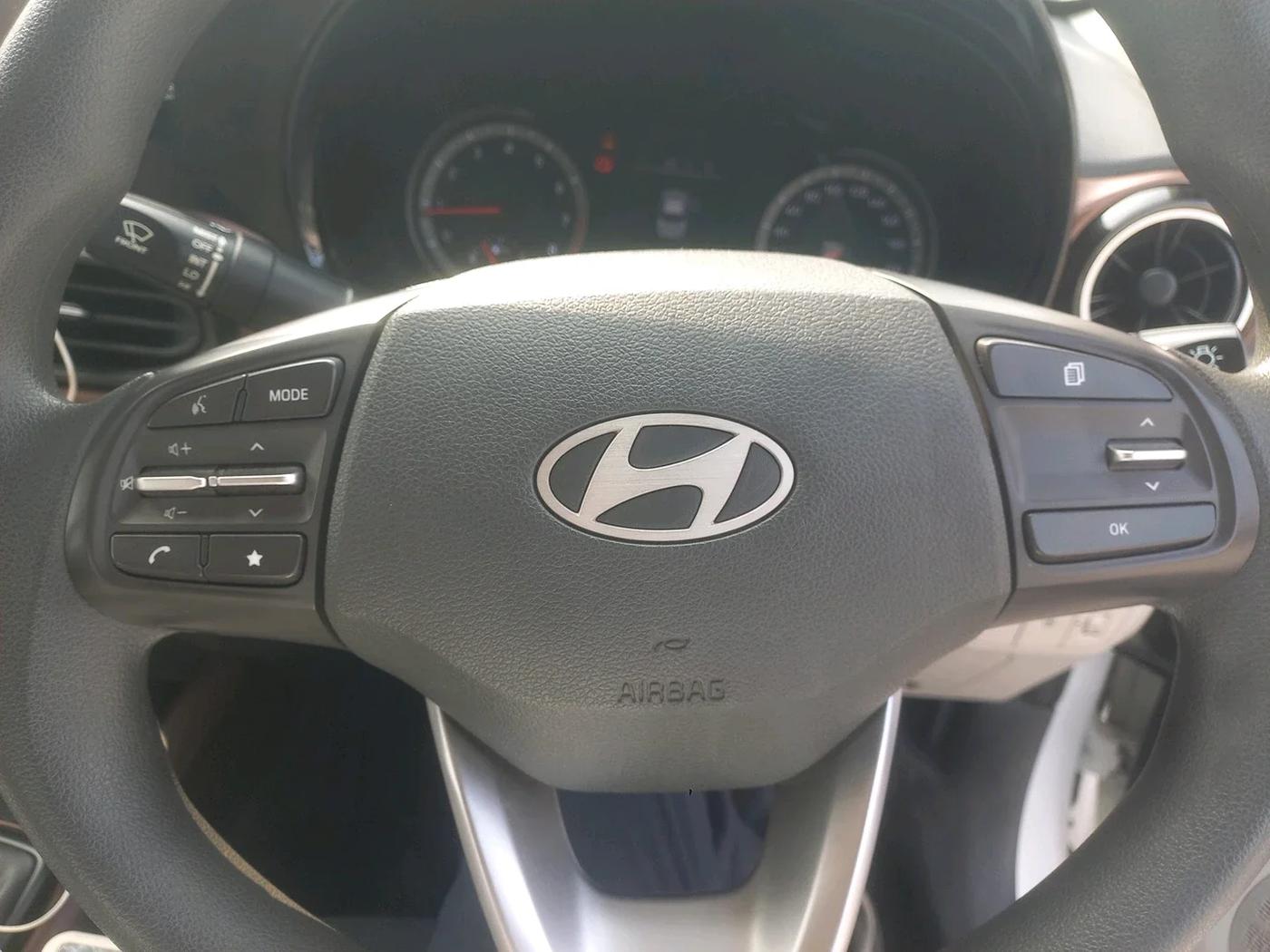 2023 Hyundai AURA SX 1.2 CNG, CNG, Manual, 16,311 km, interior