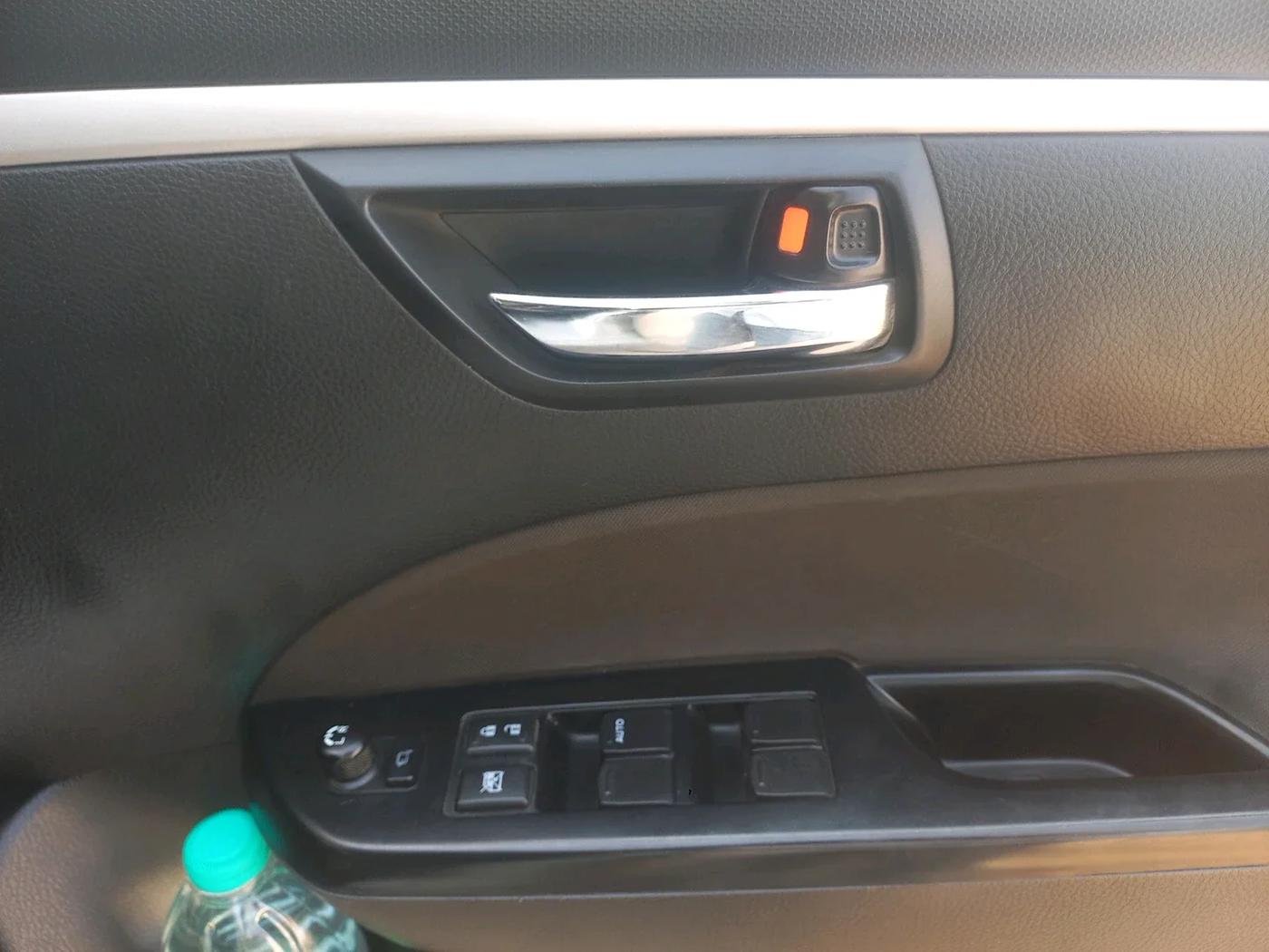 2017 Maruti Swift VXI, Petrol, Manual, 53,684 km, interior