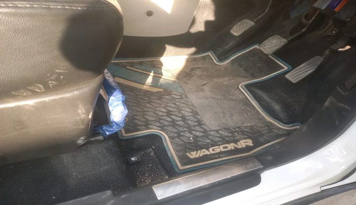 2022 Maruti New Wagon-R VXI 1.0, Petrol, Manual, 24,405 km, interior