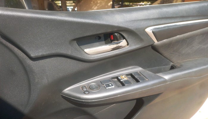 2016 Honda Jazz 1.5L I-DTEC VX, Diesel, Manual, 3,14,358 km, interior