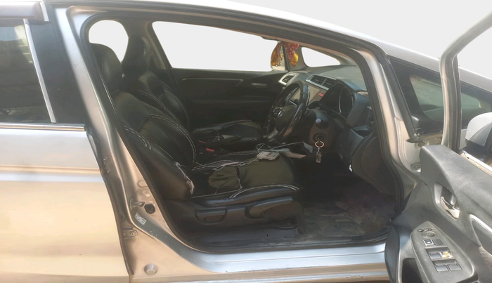 2016 Honda Jazz 1.5L I-DTEC VX, Diesel, Manual, 3,14,358 km, interior