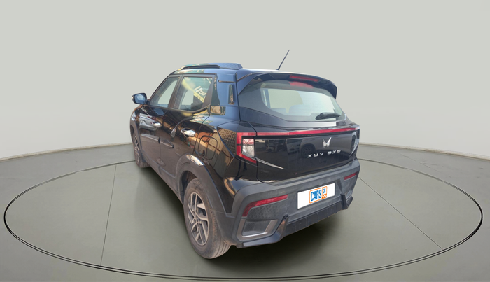 2024 Mahindra XUV 3XO AX5 1.5 Turbo Diesel, Diesel, Manual, 29,954 km, exterior