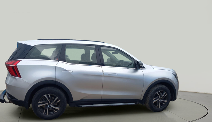 2023 Mahindra XUV700 AX 5 D MT 5 STR, Diesel, Manual, 21,252 km, exterior