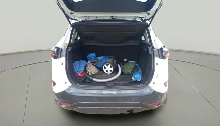 2020 Tata Harrier XZA PLUS 2.0L, Diesel, Automatic, 1,31,139 km, exterior