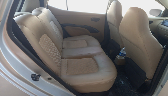 2010 Hyundai i10 MAGNA 1.1, Petrol, Manual, 99,764 km, interior