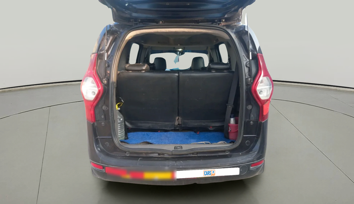 2015 Renault Lodgy 85 PS RXE 8 STR, Diesel, Manual, 2,39,315 km, exterior