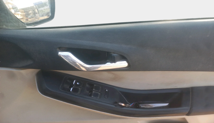 2023 Tata TIAGO EV XZ PLUS TECH LUX LONG RANGE, Electric, Automatic, 73,015 km, interior