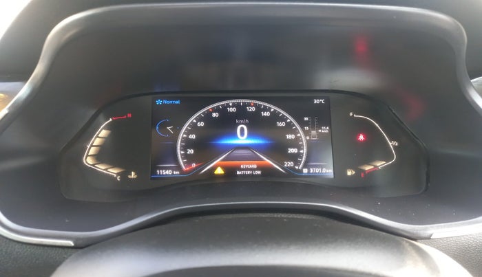 2023 Renault Kiger RXZ MT, Petrol, Manual, 11,540 km, interior