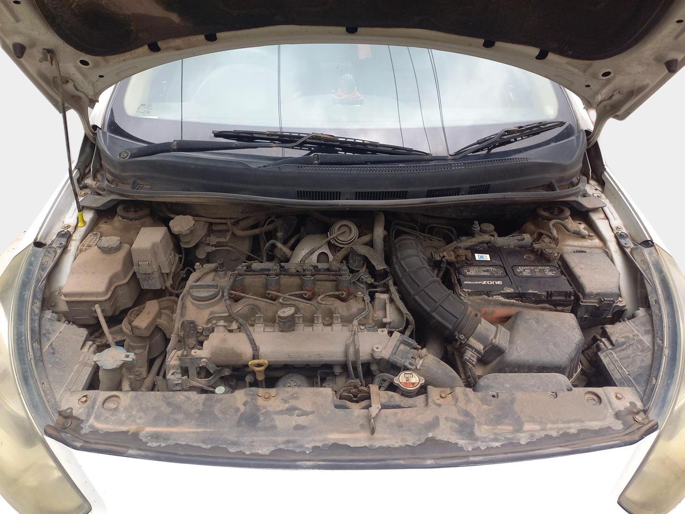 2013 Hyundai Verna FLUIDIC 1.6 CRDI SX, Diesel, Manual, 1,01,572 km, exterior
