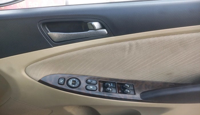 2017 Hyundai Verna 1.6 CRDI SX, Diesel, Manual, 1,36,105 km, interior