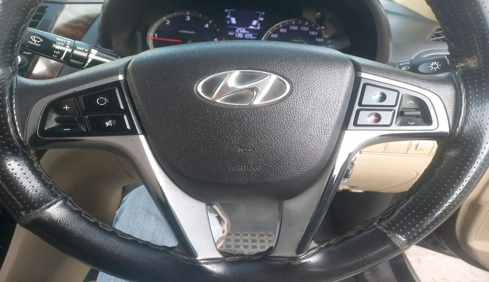 2017 Hyundai Verna 1.6 CRDI SX, Diesel, Manual, 1,36,105 km, interior