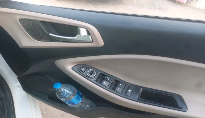 2017 Hyundai Elite i20 SPORTZ 1.2, Petrol, Manual, 1,35,790 km, interior