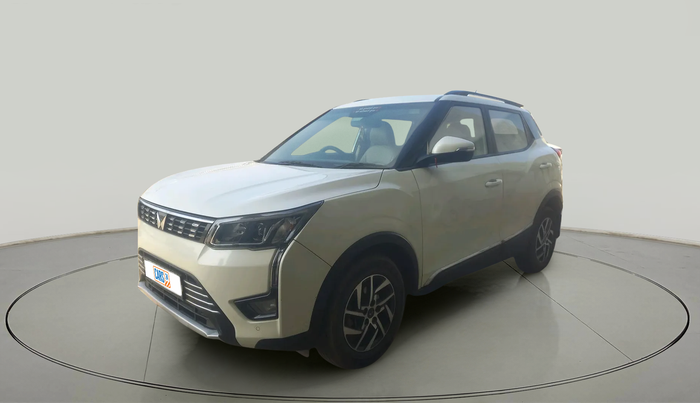 2022 Mahindra XUV300 W8 (O) 1.5 DIESEL, Diesel, Manual, 77,524 km, exterior