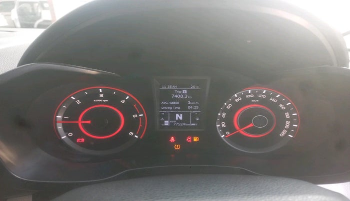 2022 Mahindra XUV300 W8 (O) 1.5 DIESEL, Diesel, Manual, 77,524 km, interior