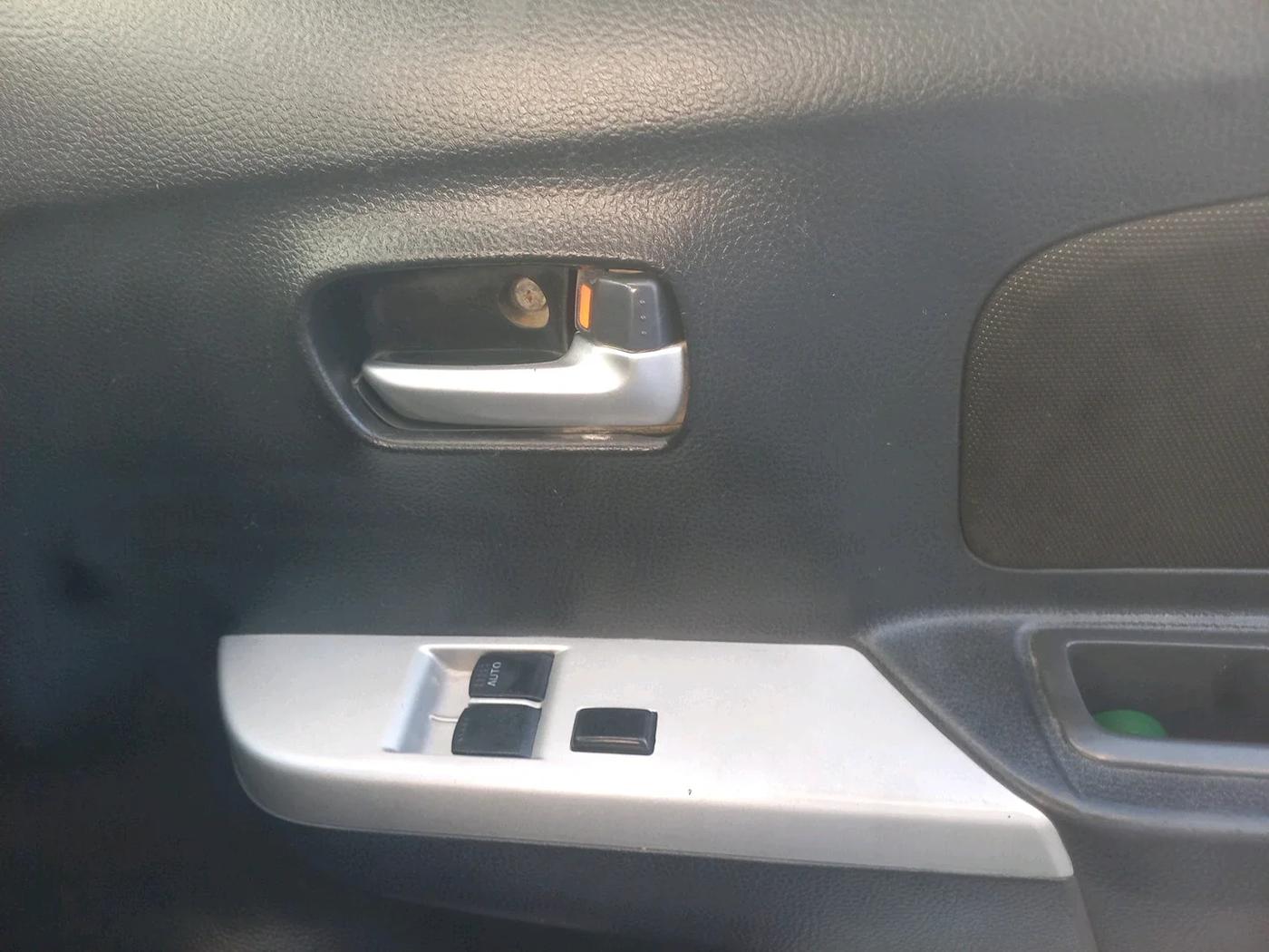 2011 Maruti Wagon R 1.0 LXI, CNG, Manual, 1,77,980 km, interior