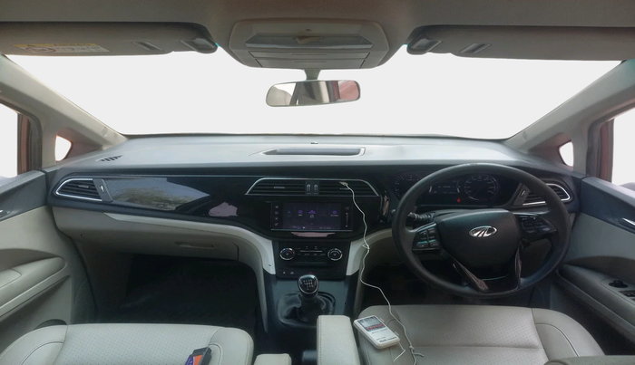 2018 Mahindra MARAZZO M8 7 STR, Diesel, Manual, 78,285 km, interior