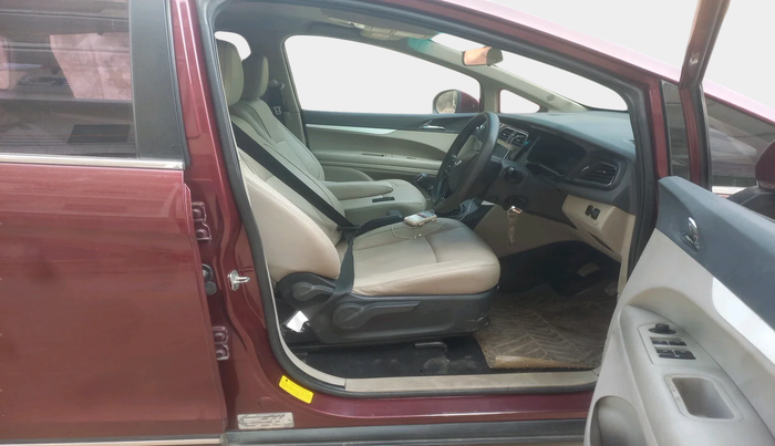 2018 Mahindra MARAZZO M8 7 STR, Diesel, Manual, 78,285 km, interior