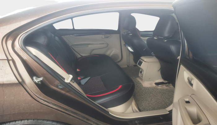 2016 Maruti Ciaz ZXI+, Petrol, Manual, 1,14,667 km, interior