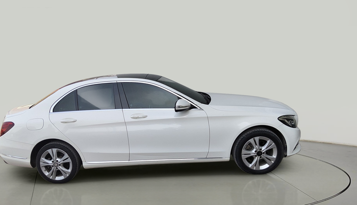 2015 Mercedes Benz C Class C 220 CDI AVANTGARDE, Diesel, Automatic, 1,16,207 km, exterior