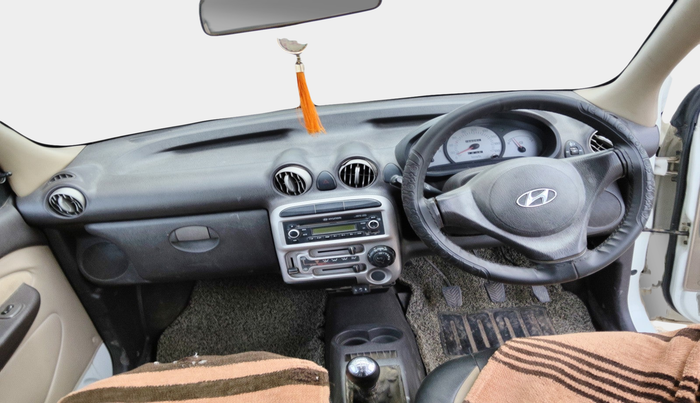 2014 Hyundai Santro Xing GLS PLUS AUDIO, Petrol, Manual, 98,055 km, interior