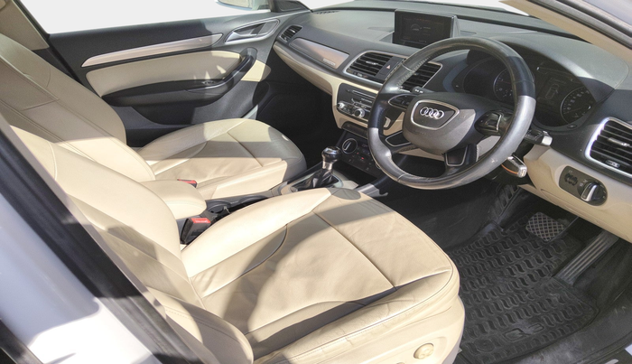 2016 Audi Q3 35 TDI Quattro, Diesel, Automatic, 92,980 km, interior