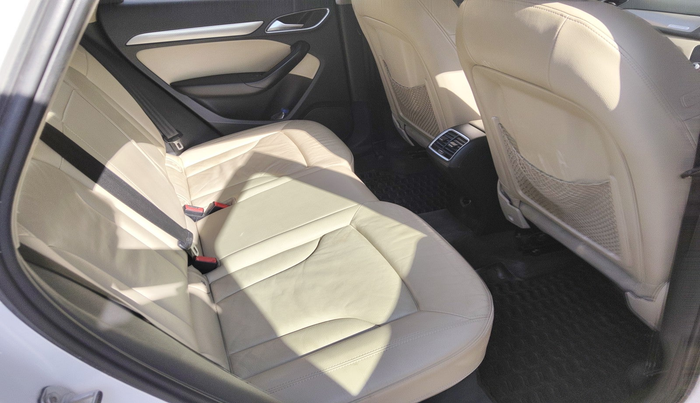 2016 Audi Q3 35 TDI Quattro, Diesel, Automatic, 92,980 km, interior