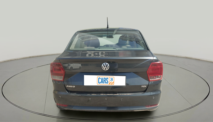2017 Volkswagen Ameo TRENDLINE 1.5L, Diesel, Manual, 1,37,262 km, exterior
