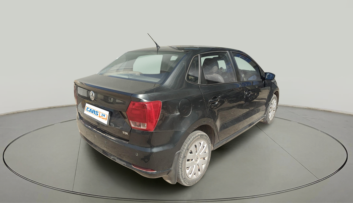 2017 Volkswagen Ameo TRENDLINE 1.5L, Diesel, Manual, 1,37,262 km, exterior