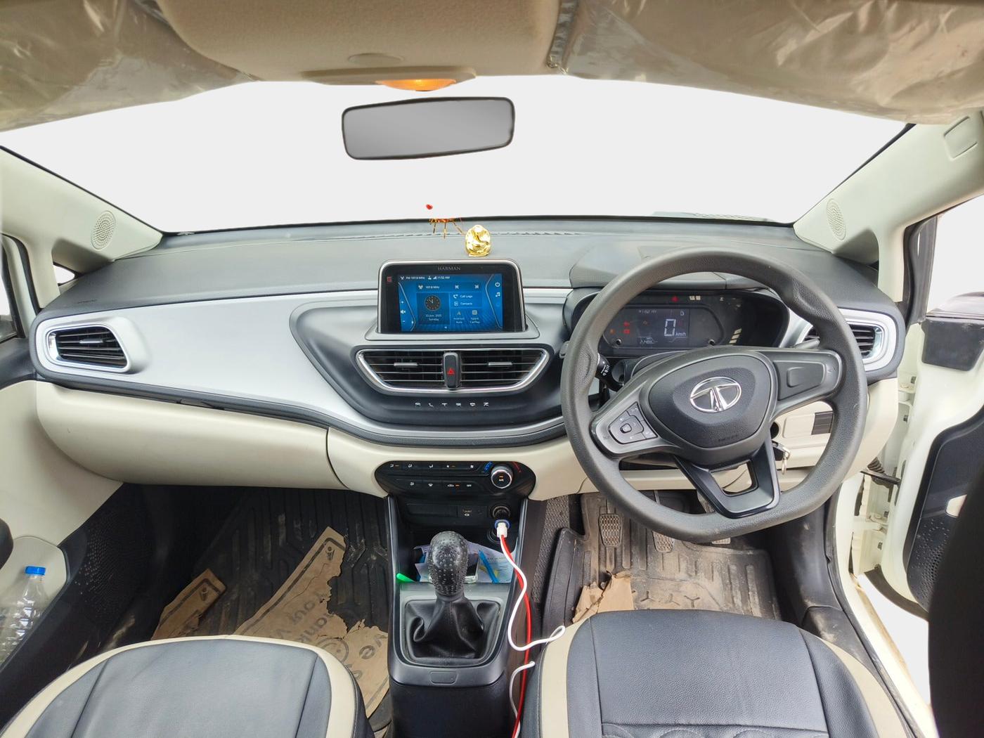 2024 Tata ALTROZ XM PLUS CNG, Petrol, Manual, 21,491 km, interior