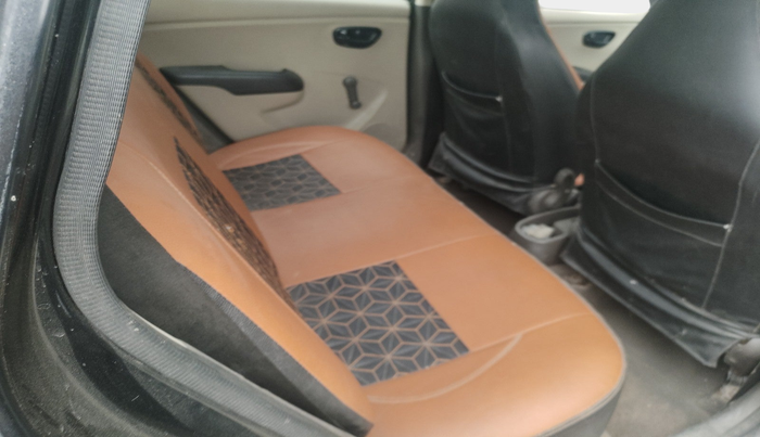 2010 Hyundai i10 ERA 1.1, Petrol, Manual, 1,53,251 km, interior