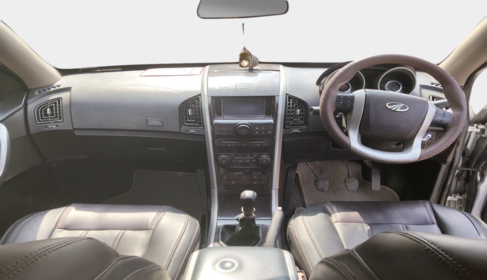 2012 Mahindra XUV500 W8, Diesel, Manual, 1,59,288 km, interior