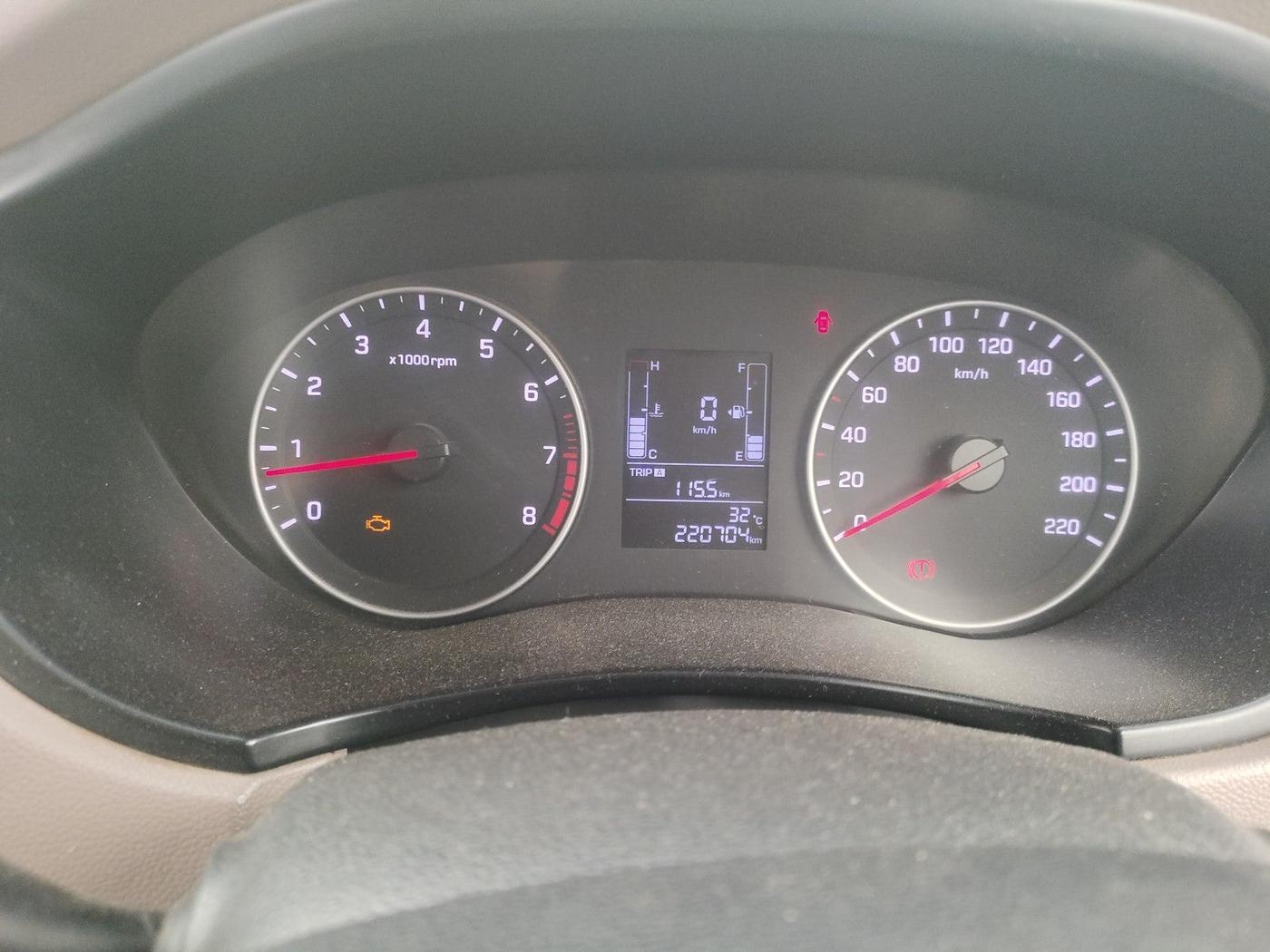 2019 Hyundai Elite i20 MAGNA PLUS 1.2, Petrol, Manual, 2,20,704 km, interior