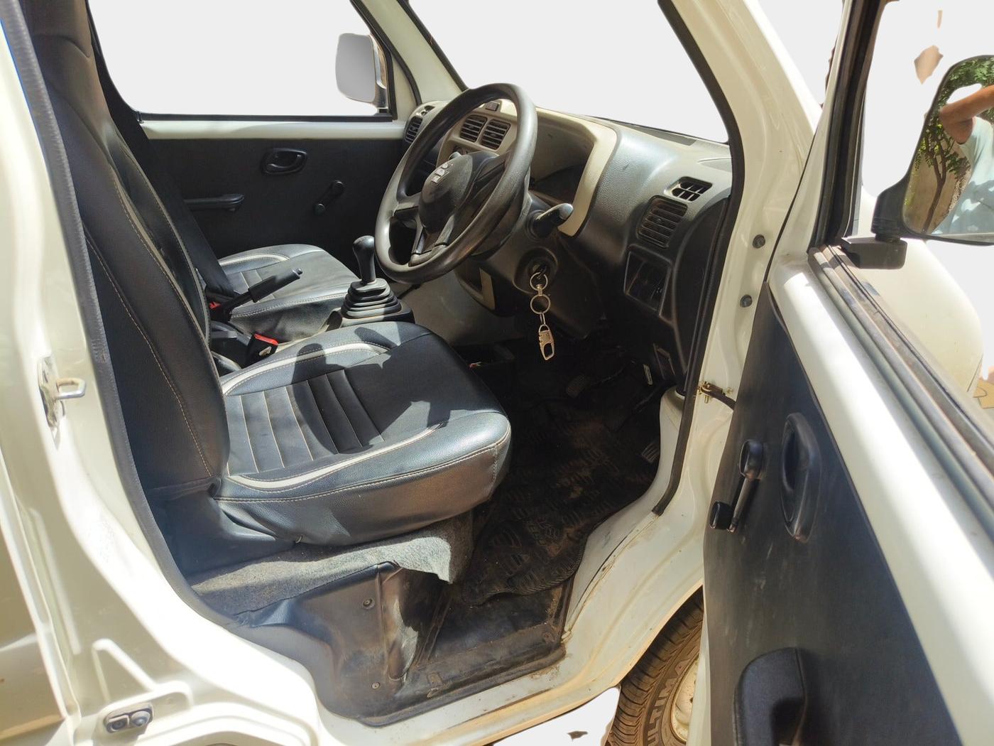 2023 Maruti Eeco  5 STR STD, Petrol, Manual, 59,059 km, interior