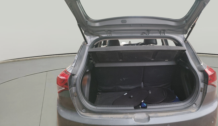 2016 Hyundai Elite i20 ASTA 1.4 CRDI (O), Diesel, Manual, 1,15,086 km, exterior