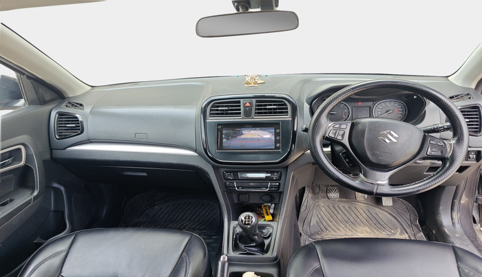 2016 Maruti Vitara Brezza ZDI PLUS, Diesel, Manual, 1,16,459 km, interior