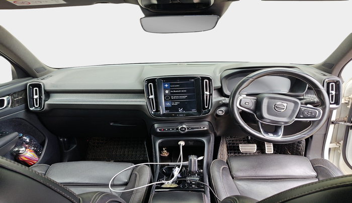 2020 Volvo XC 40 T4 R Design, Petrol, Automatic, 83,313 km, interior
