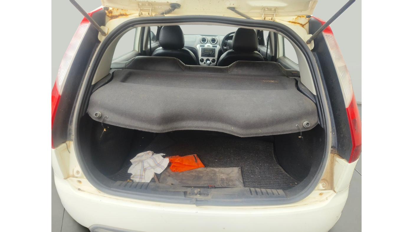 2012 Ford Figo TITANIUM 1.4 DIESEL, Diesel, Manual, 91,988 km, exterior